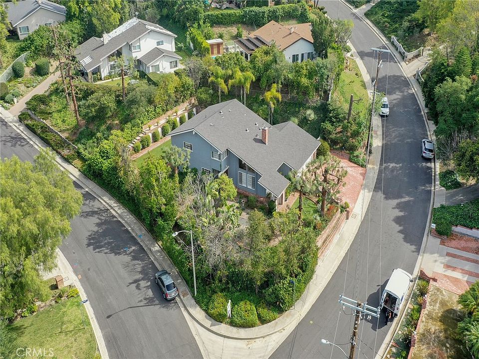 1st image of 4524 Deanwood Dr