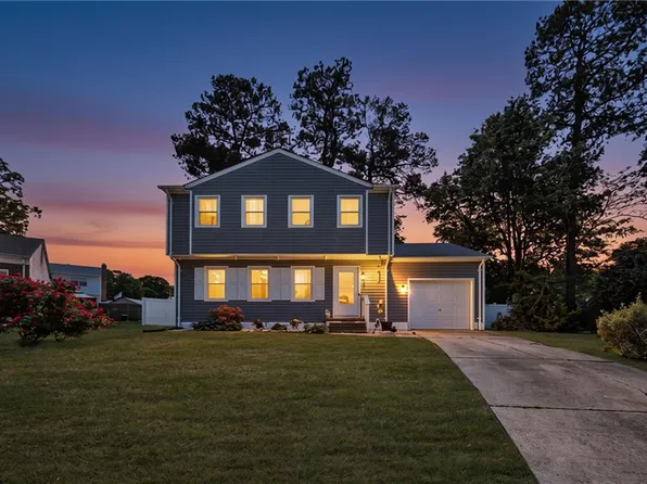 101 Hazelwood Ct, Newport News, VA 23608