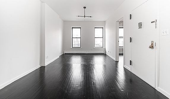 3rd image of 810 Rogers Ave APT 1