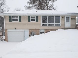 1432 22nd St NW, Rochester, MN 55901