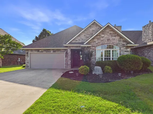 29 Doral Ct, Mountain Home, AR 72653