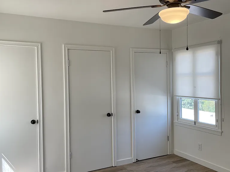 10809 Lindbrook Dr #10 — Photo 3