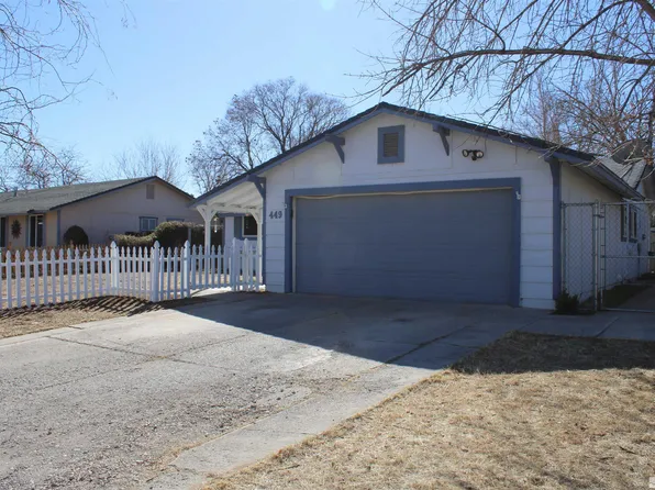 449 Sierra St, Fernley, NV 89408