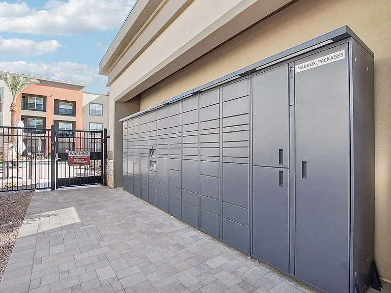 The Maddox Luxury Apartments — Photo 24