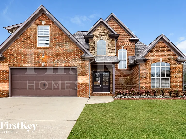 5830 Heritage Park Dr — Photo 1