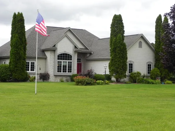 3965 Blue Goose ROAD, West Bend, WI 53090