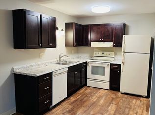 120 College St #20, Evansville, WI 53536