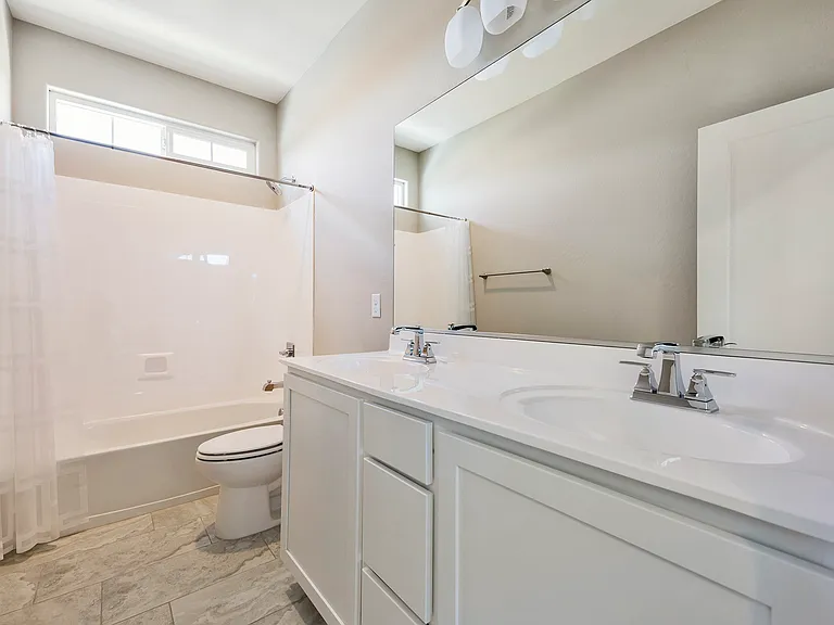 2359 S Wycliff Cir — Photo 14