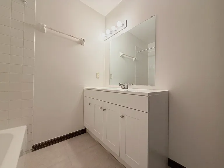 1226 N Haverhill Rd #3 — Photo 4