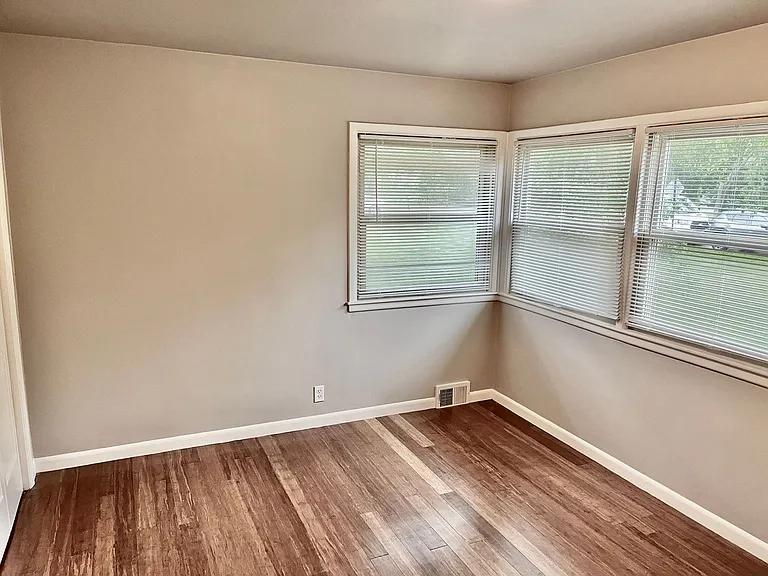 7419 N Boyd Way — Photo 11