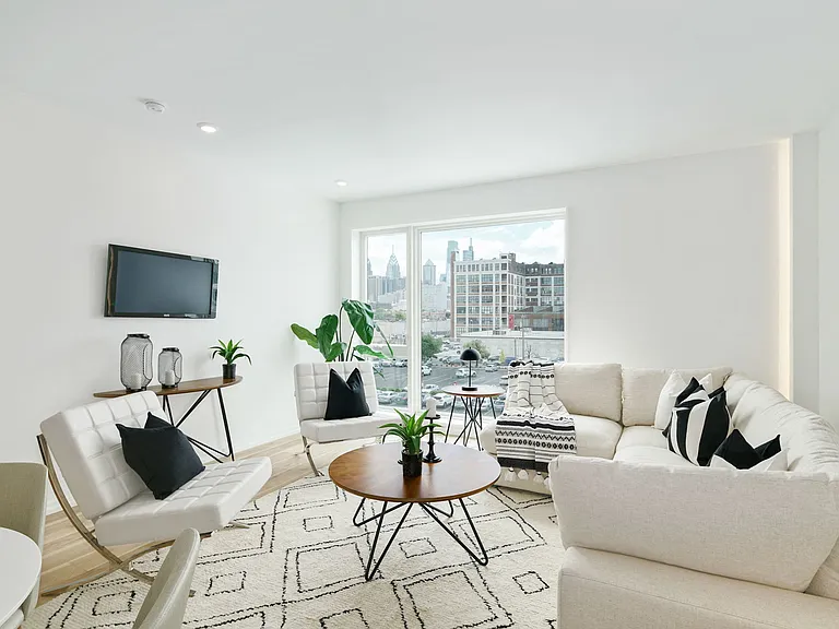 The Block at SoNo — Photo 11