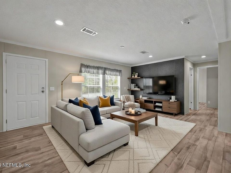 1st image of 112 HIGHLAND Drive