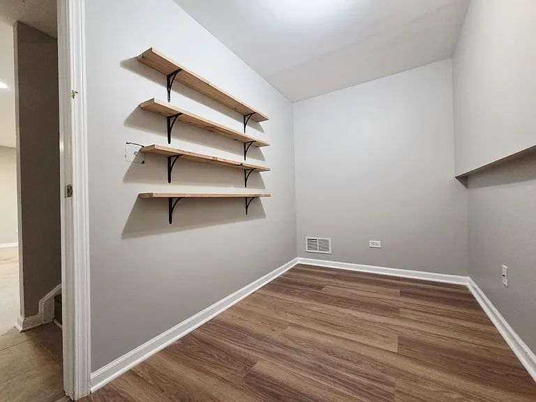 1605 Windward Ct — Photo 21