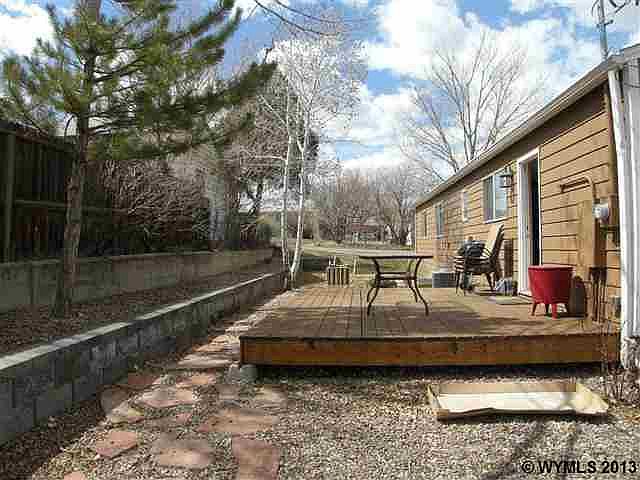 2nd image of 815 E 21st St