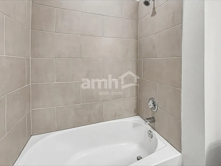 226 Athens Dr — Photo 15
