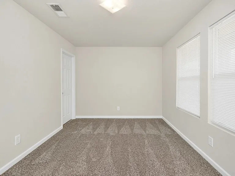 15385 Mill Valley Dr — Photo 16