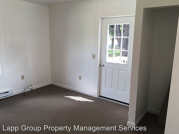 3rd image of 37 Water St APT 5