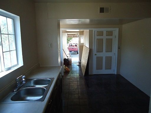 2nd image of 1306 N F St