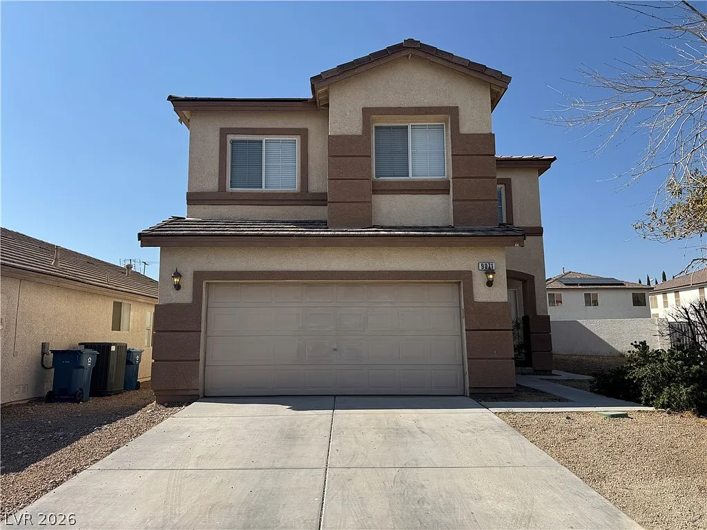 5 bed, 2.5 bath, 2115 sqft, $2,500 — Photo 1
