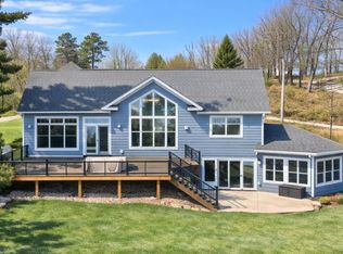 4691 Lakeview Dr, Cushing, MN 56443