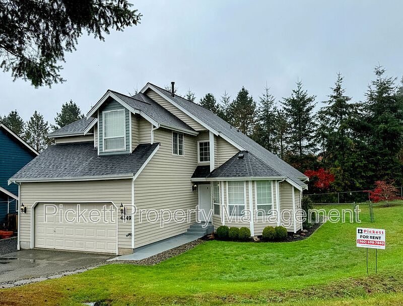 1st image of 4249 SE Fairway Cir