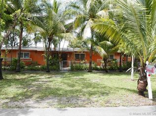 7271 SW 2nd St, Miami, FL 33144