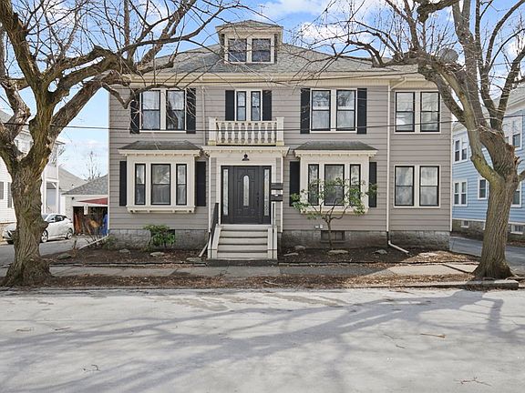 10 Saltonstall Pkwy UNIT 1, Salem, MA 01970 MLS