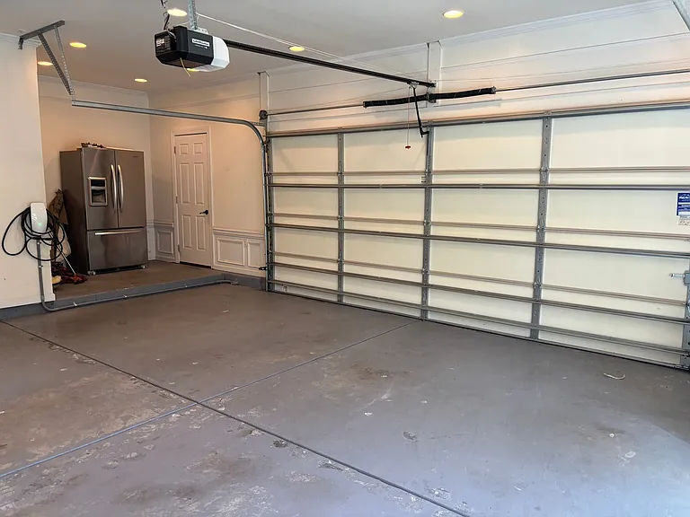 8811 Tamarron Dr — Photo 35