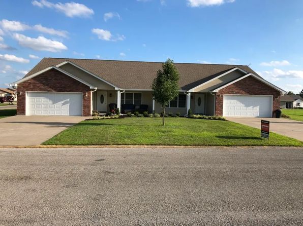 1210 Stonington Dr