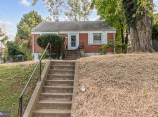 725 Cloudyfold Dr, Pikesville, MD 21208