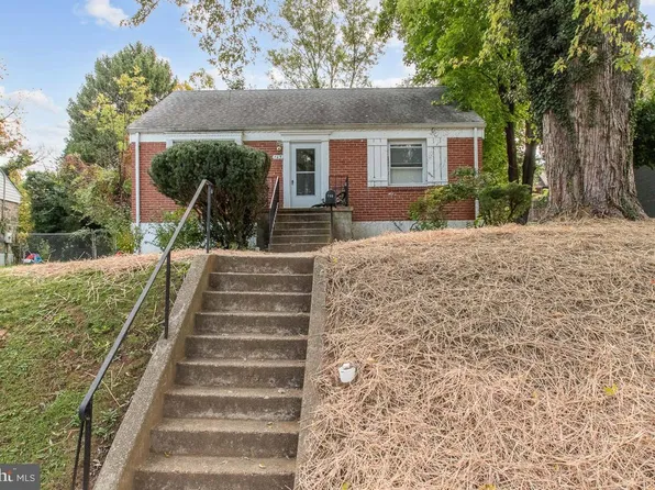 725 Cloudyfold Dr, Pikesville, MD 21208