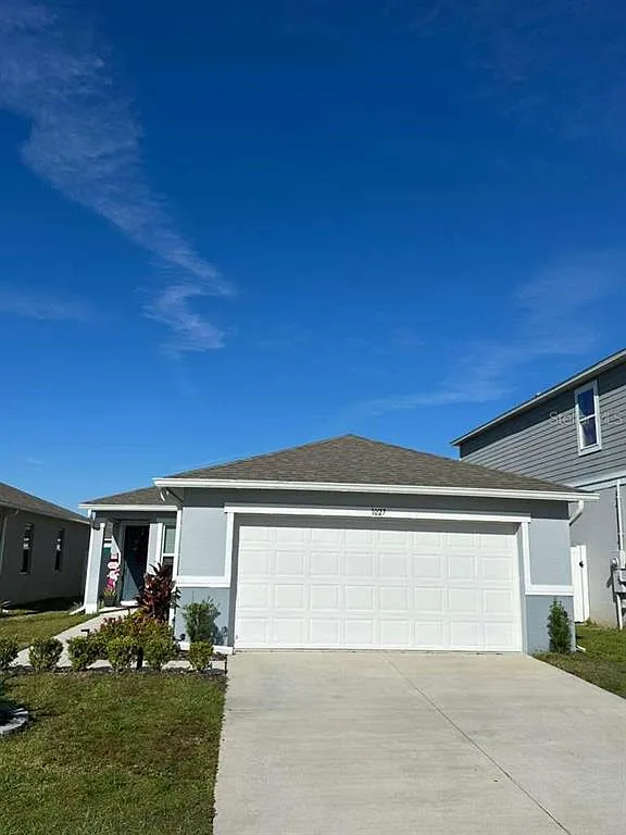 Building Photo - 1027 Papaya Cir