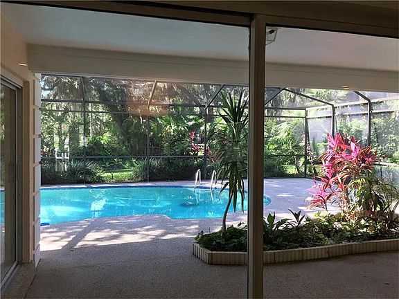 2nd image of 14009 Silver Oak Cir