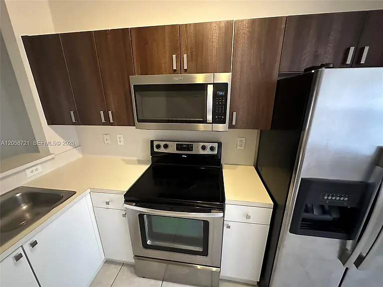 2336 SE 24th Ave #2336 — Photo 6