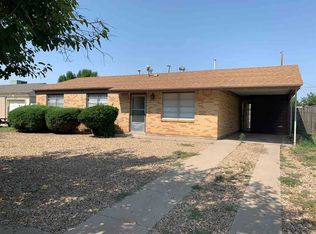 3012 Radcliff Dr, Roswell, NM 88203