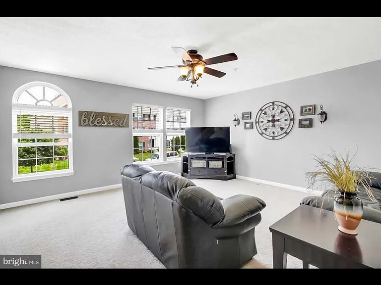 711 Wineberry Way — Photo 15