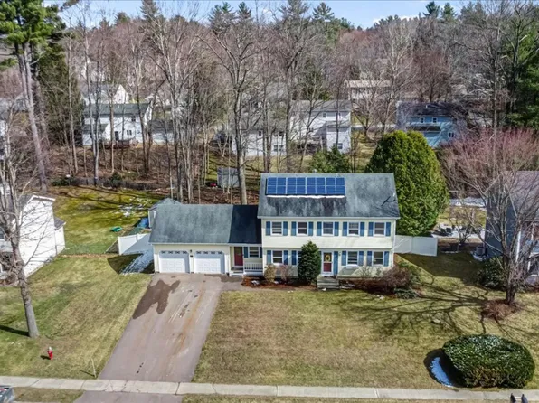 29 Aspen Drive, Essex Junction, VT 05452