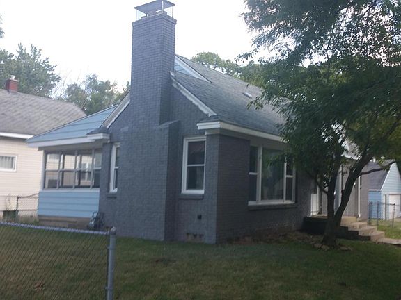 5th image of 2126 Blaine Ave SE