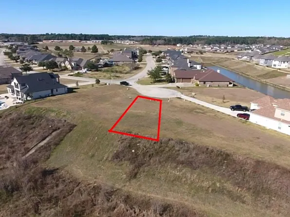 6 Waterstone Ct, Montgomery, TX 77356