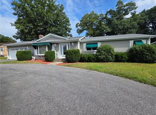 19 Roger Williams Dr, Smithfield, RI 02828