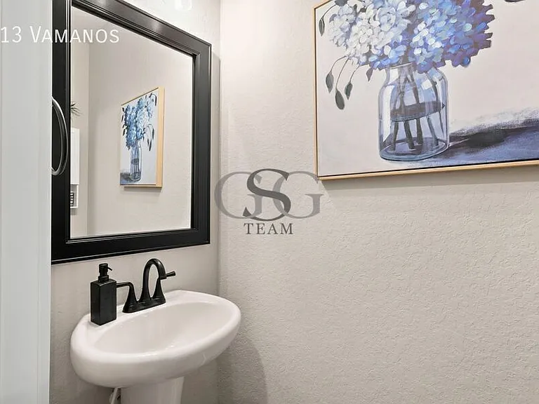 113 Vamanos — Photo 7