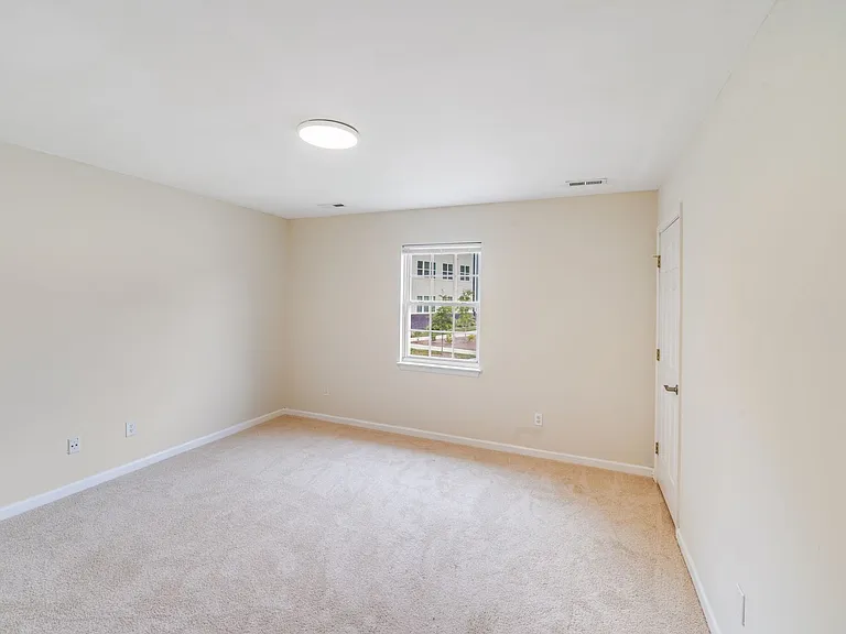 3425 Anson St #B — Photo 10