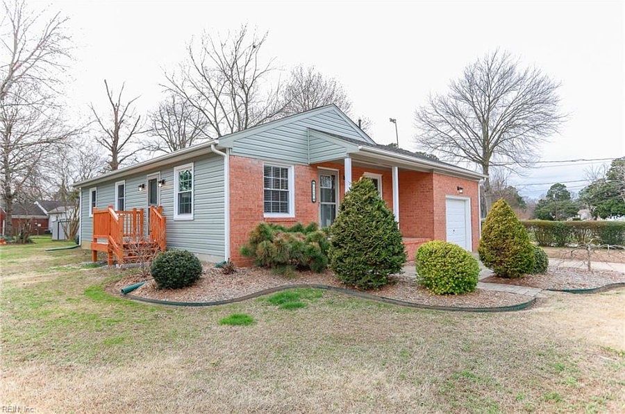 1st image of 120 Longfellow Dr