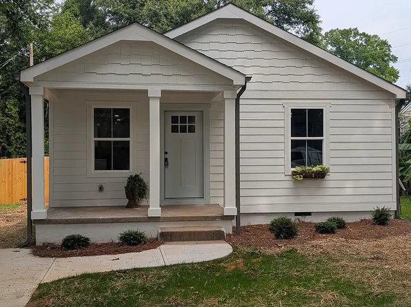 814 Walnut St, Belmont, NC 28012