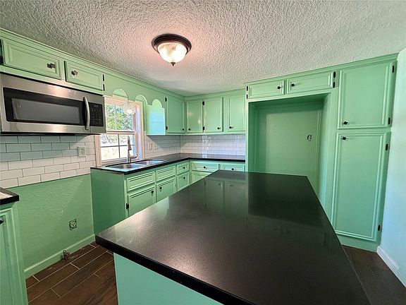 4th image of 322 Hays Rd