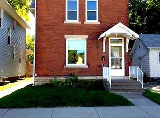 2825 White St, Dubuque, IA 52001