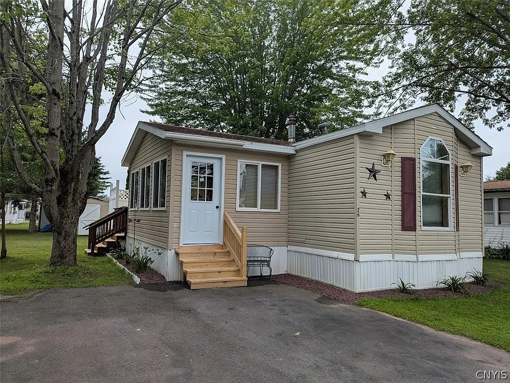 26 Driftwood Ln photo 1