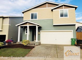 37115 Goldenrain St, Sandy, OR 97055