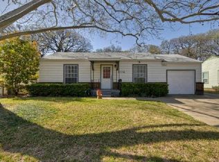 1116 W Tucker Blvd, Arlington, TX 76013