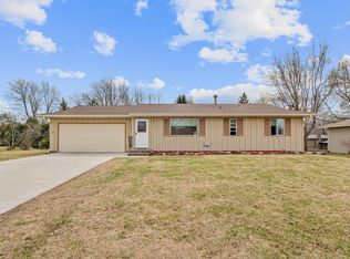 1718 Monticello Ave, Eagan, MN 55122